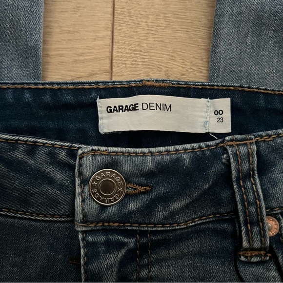 Garage Extreme Low Rise Flare Jean - Thea Blue - New with Tags - Picture 4 of 5